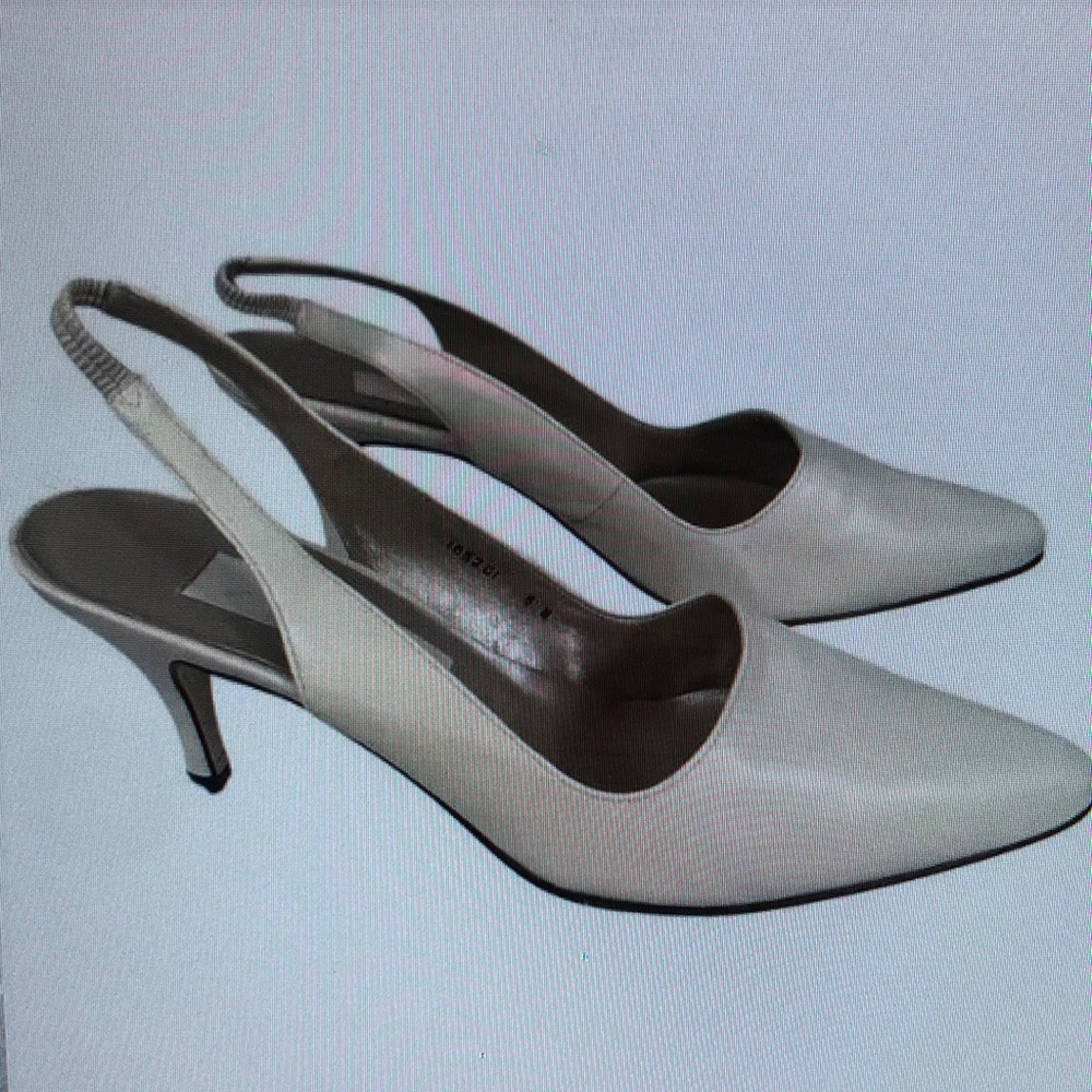 White Bounty Slingback Pumps Leather‎ Mid Heel